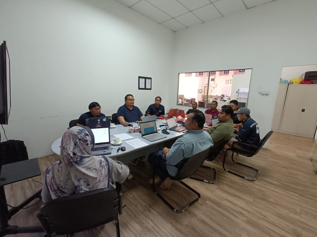 AZEO leadership and management training session
